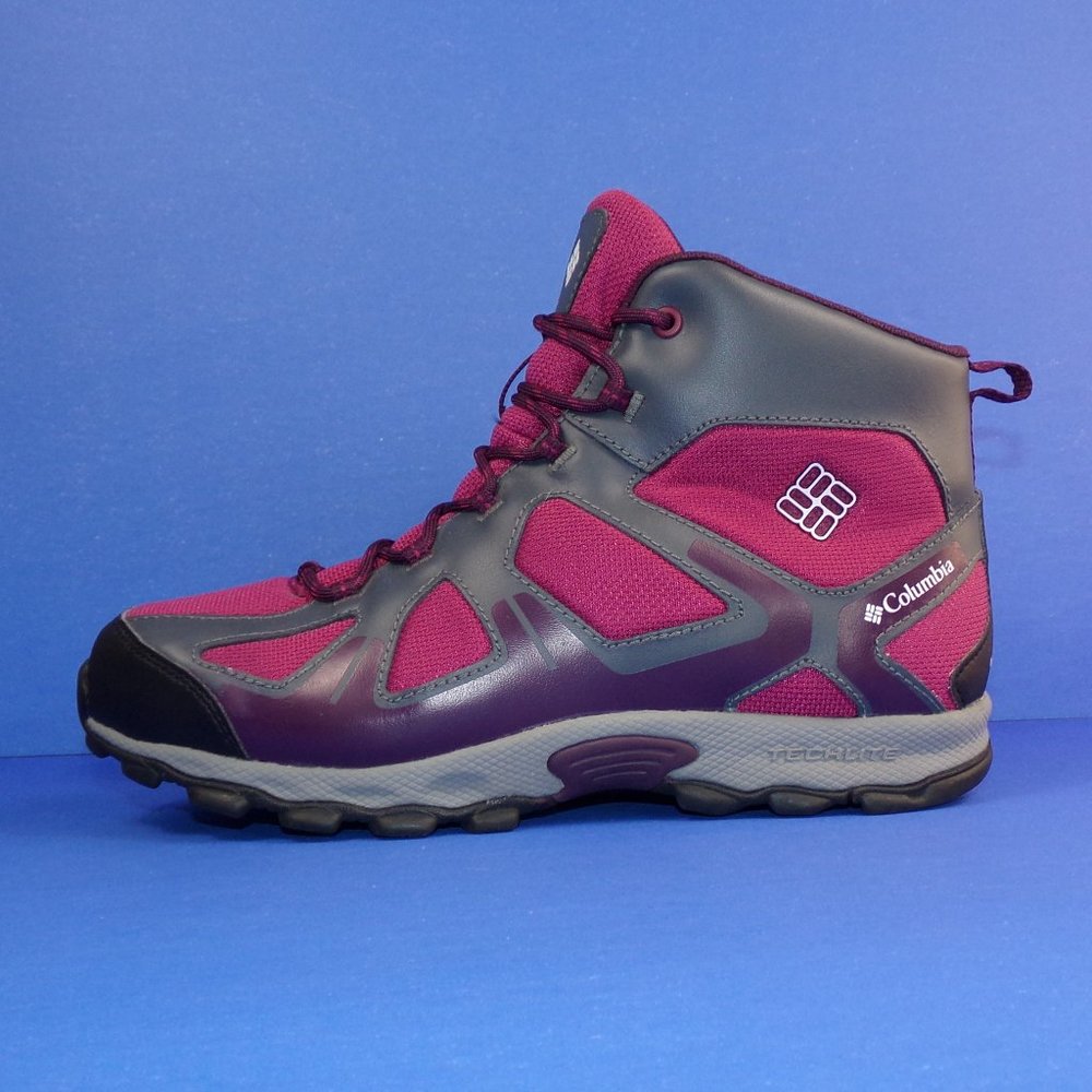 Columbia Men's Peakfreak XCRSN Mid Waterproof Hiking Boots Sz 7